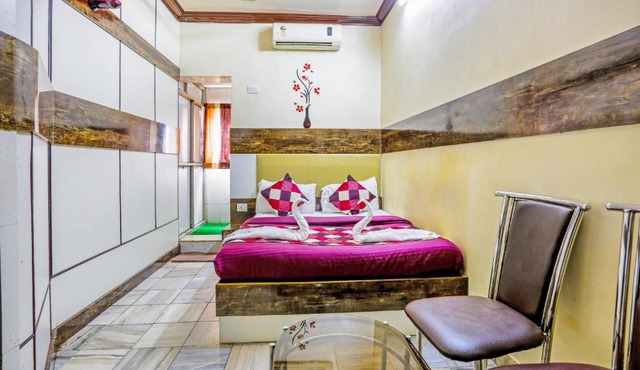 HOTEL GOLDEN PLAZA