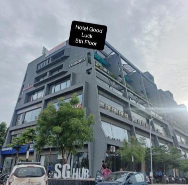 Hotel Good Luck
