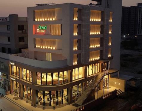 Hotel Grand Arose