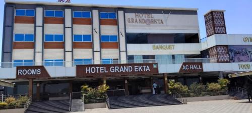 Hotel Grand Ekta
