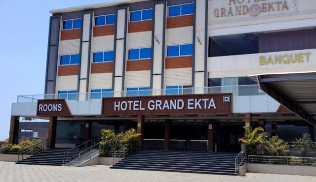 Hotel Grand Ekta