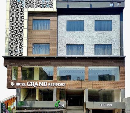Hotel Grand Residency