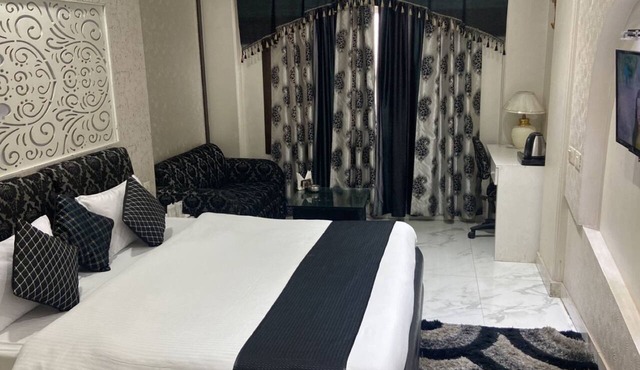 Hotel Grand Sai - Moradabad, Uttar Pradesh