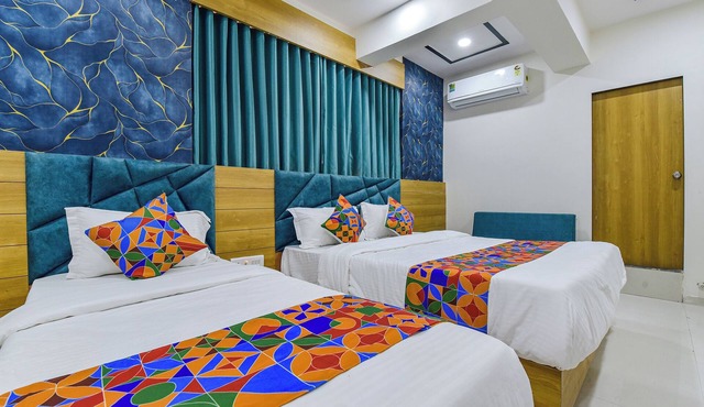 HOTEL GREEN TREE