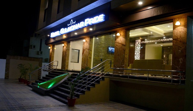 Hotel Gulmohar Pride