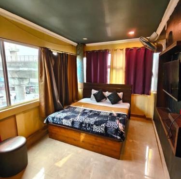 Hotel Heavens