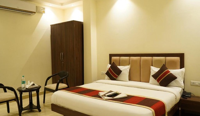 Hotel High Residency