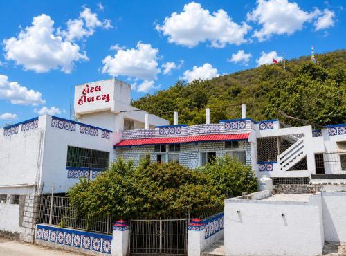 Hotel HillView, Junagadh