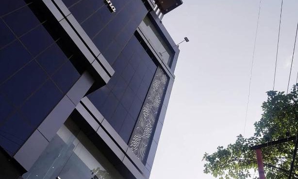 Hotel Hirapanna