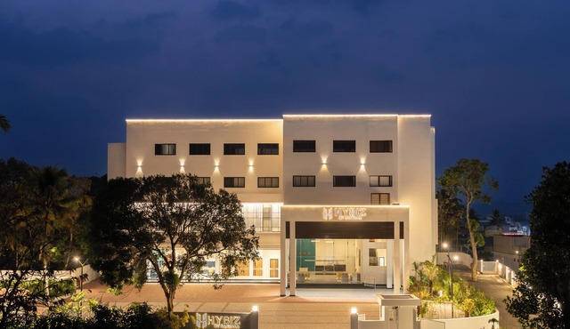 Hotel Hybiz by Darshan