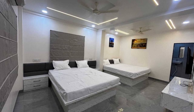 Hotel Tulsi