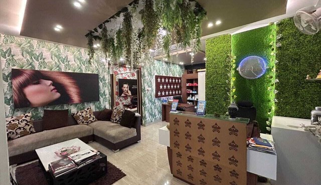 HOTEL INDRALOK INN