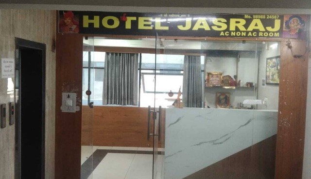 HOTEL JASRAJ