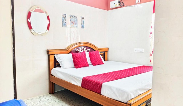 Hotel Jyothi Kumar Royal Ac,Non Ac Rooms