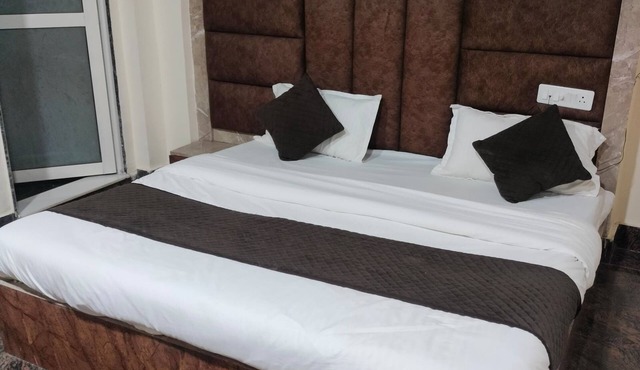 Hotel Kaka Inn