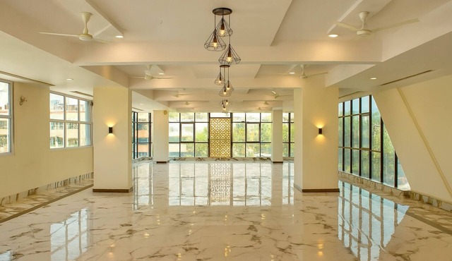 HOTEL KARDHAR INN