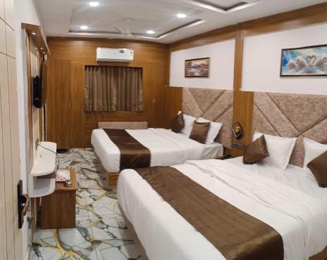 Hotel kavya inn
