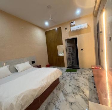Hotel Keshav Palace