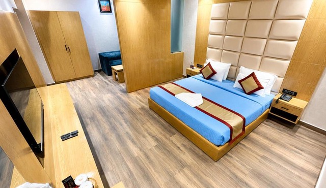 Hotel Kim Soo Hyun in Dhanbād