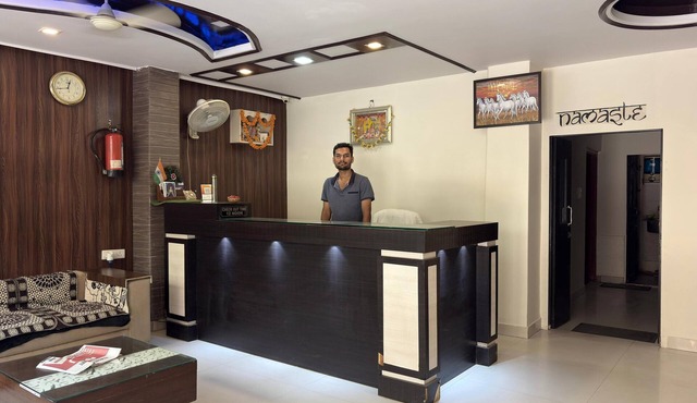 HOTEL KRISHNAM PALACE