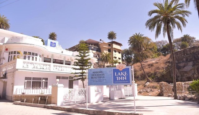 Hotel lake inn, Mount Abu