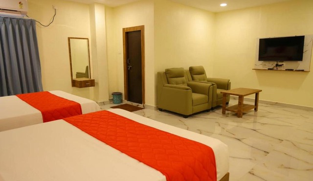 Hotel Lasya Grand in Warangal