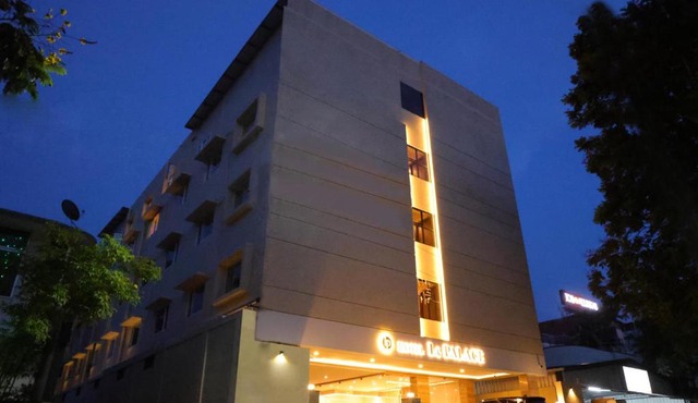 Hotel Le Palace