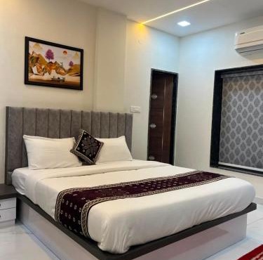 Hotel Legacy Inn