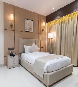 Hotel Lohara Inn