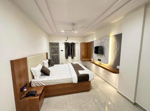 Hotel Madhav Inn