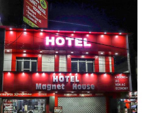 Hotel Magnet House