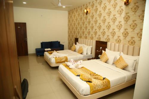 Hotel Manas Plus