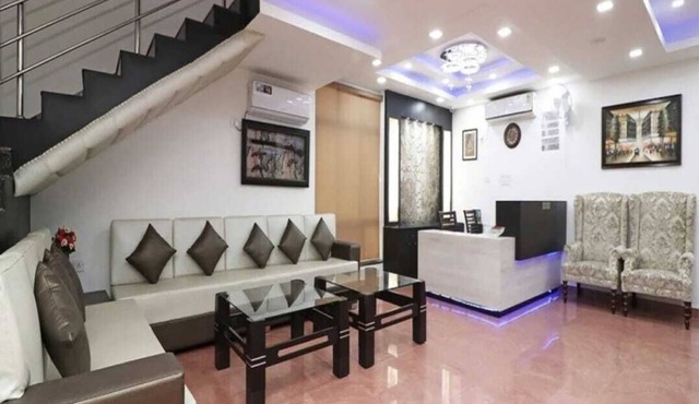Hotel Max INN
