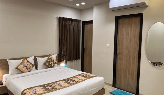Hotel Natham By Vrinda, Nathdwara- 50 Meters From Shreenathji Temple