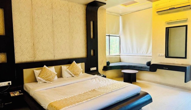 Hotel Neelam