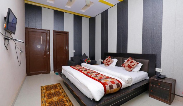 Hotel New Bakshi House