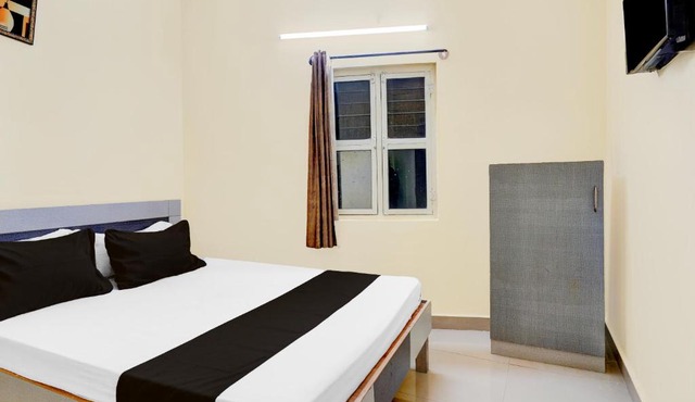 Hotel O Bluestar