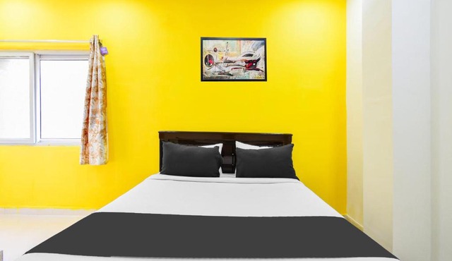 Hotel O by OYO Royal Stay Luxury Rooms