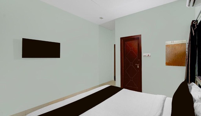 Hotel O District Court Ranga Reddy Formerly Hanuma Residency
