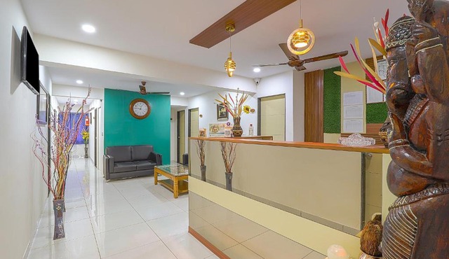 Hotel O La Veera