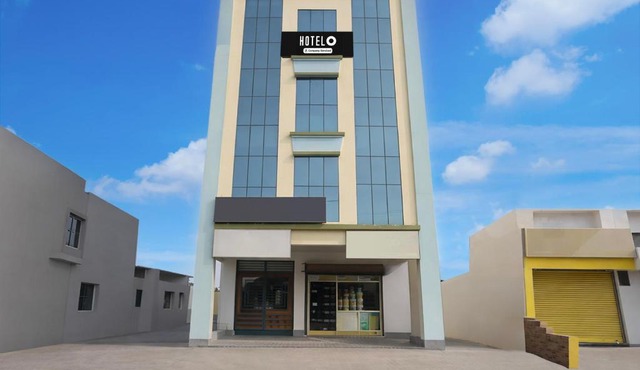 Hotel O VK Palace