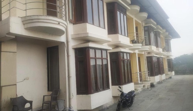 Hotel Oak Bush, Mussoorie