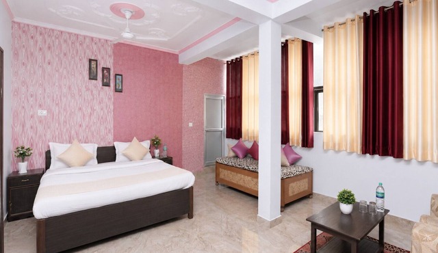 Hotel Opluence