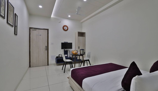 Hotel Orbit in Vadodara