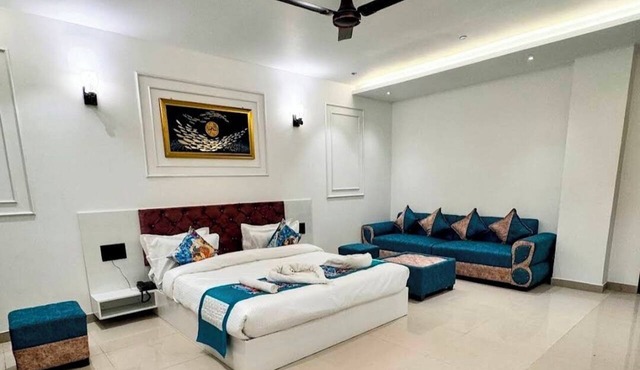 HOTEL PARAS CHITTORGARH
