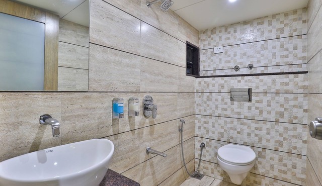Hotel Pearl in Vadodara