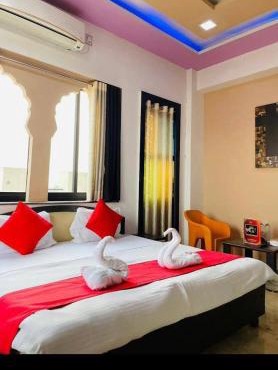 Hotel Pratap Palace