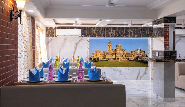 Hotel Pravasa Stay