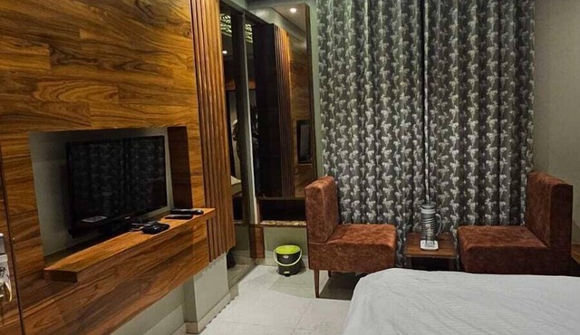 Hotel Pushpa Inn