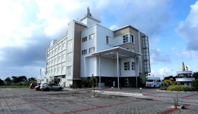 Hotel Queens Inn Velankanni